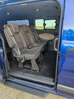 Ford Tourneo Custom - 14