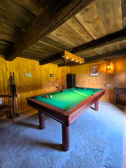 Na predaj drevenica s veľkým pozemkom - 1194 m² a bazénom v  - 14