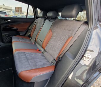 VOLKSWAGEN ID.4 PERFORMANCE UPGRADE, 77KWH, 1ST - 14