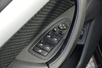 BMW X1 2018 1.50 D 316sD - 14