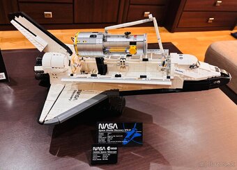 Lego NASA raketoplán Discovery - 14