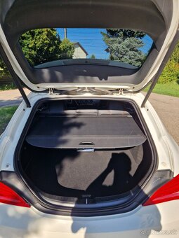 MERCEDES BENZ CLA 180 SHOOTING BRAKE ORANGE ART EDITION AMG - 14