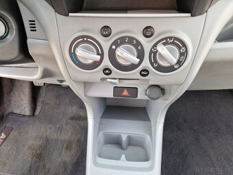 Suzuki Alto VII Hatchback 1.0 50kw Manuál - 14