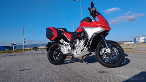 MV Agusta Turismo Veloce 800 - 14