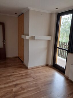 3 izbový byt s balkónom - 14