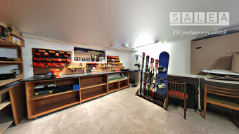 Exkluzívne. Rodinný dom v tichej lokalite pod lesom v Prakov - 14