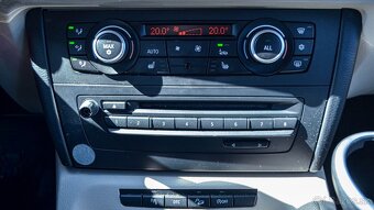 BMW X1 xDrive 20d - 14