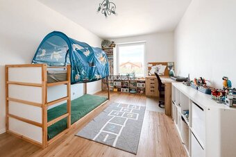 | Moderná novostavba Rodinného domu s krásnym pozemkom v Zál - 14