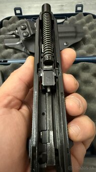Beretta 92FS - 14