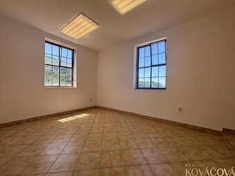 Na prenájom hala s pozemkom 4500 m² – Mníchova Lehota - 14