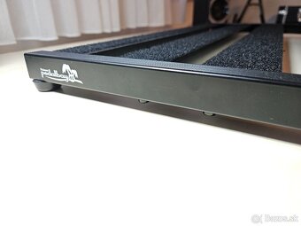 Pedalboard + power supply + kufor - 14