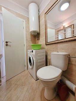 Dvojizbový luxusný apartmán v exkluzívnom komplexe - 14