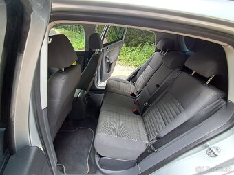 Volkswagen Golf 5 Plus 1.9 tdi - 14