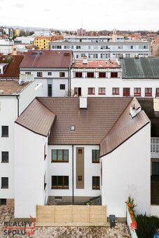 Predaj 3 izbový byt v centre Piešťan 106m2  + pivnica 13m2 - 14