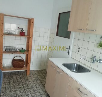 2- izbový byt na  Jakubovom námesti - 14