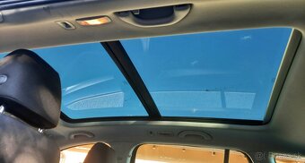 Predám  Škoda Octavia Combi 1.6 TDI 115k Ambition - 14