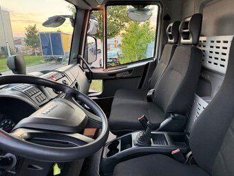 Iveco EuroCargo 75E21 Plachta - 14