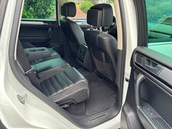Volkswagen Touareg II 3.0 V6 TDI R-Line Slovak - 14