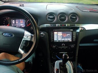 Predám Ford Galaxy benzín - 14