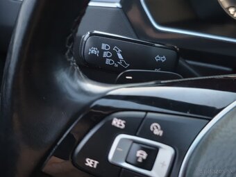 Volkswagen Tiguan R-line 2.0 TDI 4x4 DSG Virtual Webasto - 14