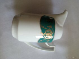 Polievkové misy, servirovaci tanier, čajník, mliečnik. - 14