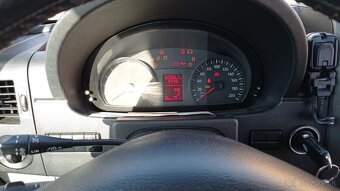 VW Crafter 2,5 TD 9 miestny verzia L2H2 - 14