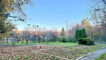 ZELENÝ DVOR - MONČÍ POTOK - POSCHODOVÁ CHATA 50 M2, POZEMOK  - 14