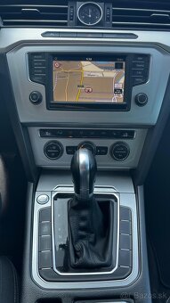 Volkswagen Passat 2.0 TDI DSG - 14