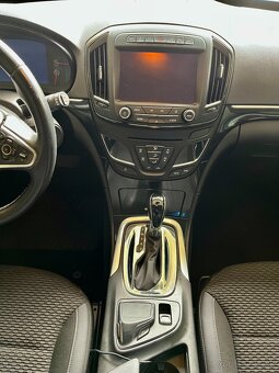 Opel Insignia ST 2.0 CDTI 163hp Country Tourer 4x4 AT6 2015 - 14