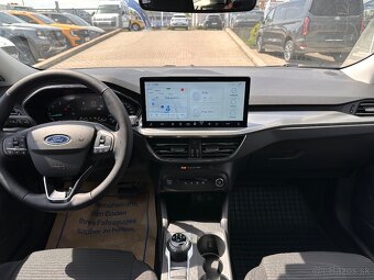 Ford Focus 1.5 EcoBlue 115k A8 (84kW) Titanium Edition - 14