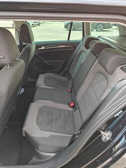 Volkswagen Golf 2.0 TDI Highline DSG -150k- 2019 - 14
