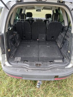 Ford Galaxy 2,0 TDCI - 14