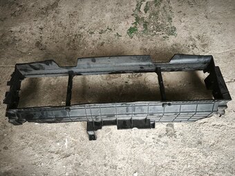 Kia Sportage 5 maska chladica Kia Sportage vzduchové vedenie - 14