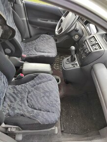 Mitsubishi space wagon 4x4, 2,4GDi, 6-miestne 2kusy - 14