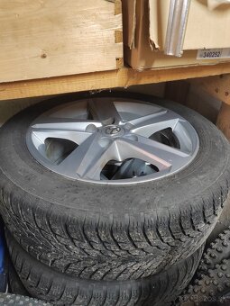 Predám Toyota Corolla 1.6vvti 2015 - 14