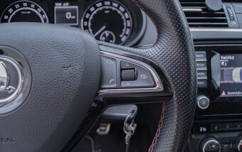 Škoda Octavia 3 Combi 2.0 TDI DPF RS - 14