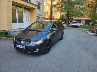 Mitsubishi grandis - 14