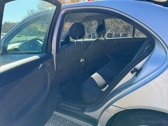 Predám Mercedes-Benz C180 Kompressor W203 Classic - MT6 - 14