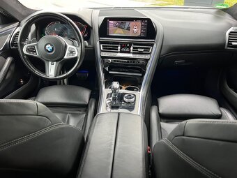 BMW Rad 8 Coupé 840d xDrive M-PERFORMANCE / SWAROVSKI - 14