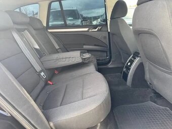 Škoda Superb Combi 2.0 TDI CR Ambition DSG - 14