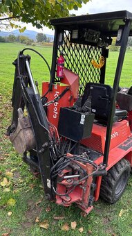 Mininakladač s podkopom KUBOTA - 14