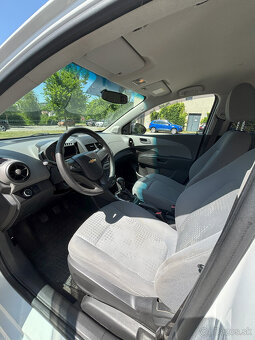 Na predaj: Chevrolet Aveo 1.2 16V Sedan, 2012 – biela, 119 0 - 14
