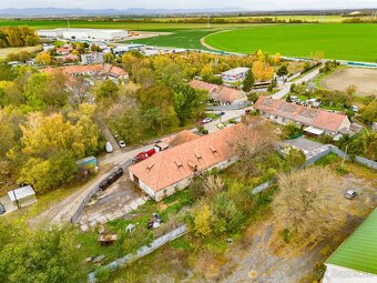 LÚČNY DVOR - INVESTIČNÝ STAVEBNÝ POZEMOK - 2 495 M2 - 14