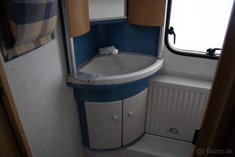 Bürstner obytný príves - 14