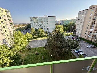PRENÁJOM - Komplet zariadený 3-izbový byt v Piešťanoch - 14
