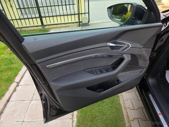 Audi e-tron 50 S-LINE 230 kW 313PS Quattro, Panoráma, Matrix - 14
