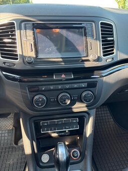 Volkswagen Sharan F&B HL 2,0 TDI SCR BMT DS6 EU6 - 14