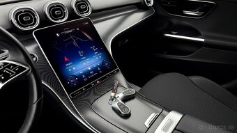 Mercedes C trieda Kombi 220d mHEV 4MATIC A/T - 14