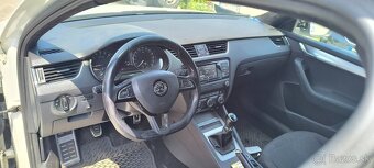 Skoda Octavia 3 po havarii - 14
