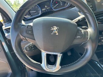 Peugeot 2008 1.6 BlueHDi S&S 120 Allure - 14